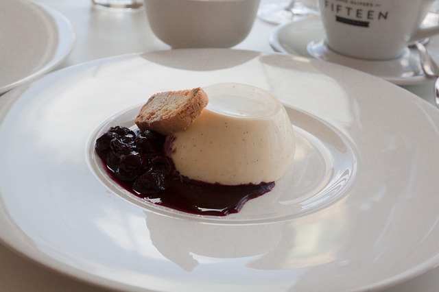 Panna cota postre italiano