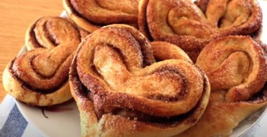 Bollos de canela y azúcar
